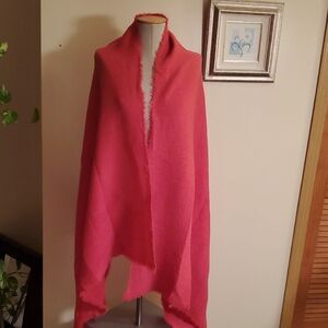 Elegant Pink Women's Blanket Scarf